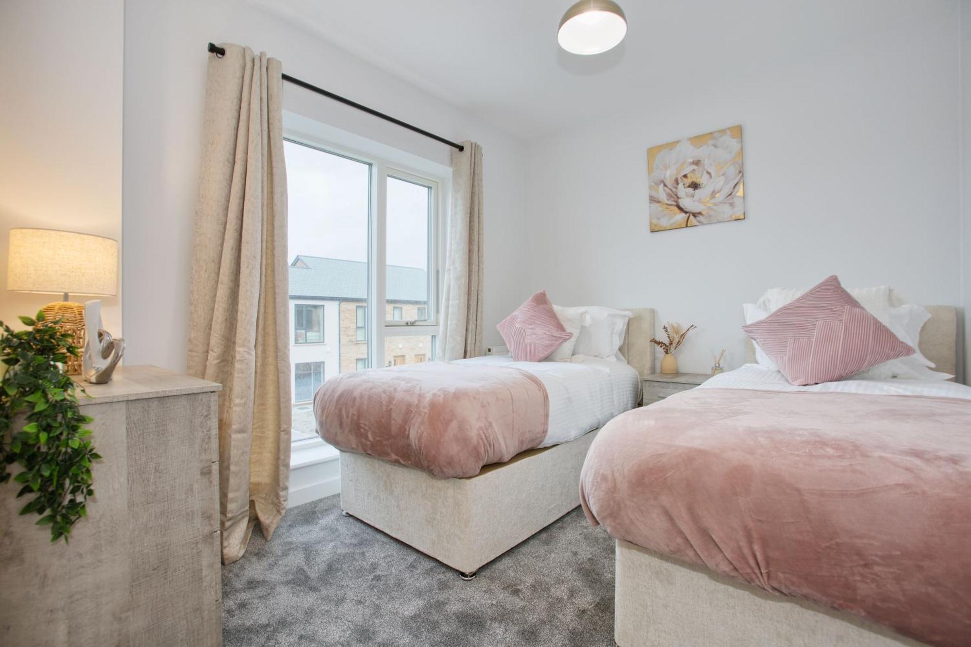 St Ives Bay - Immaculate Brand New 3Bed - Free Parking - Beach - Wifi Hayle Exterior photo