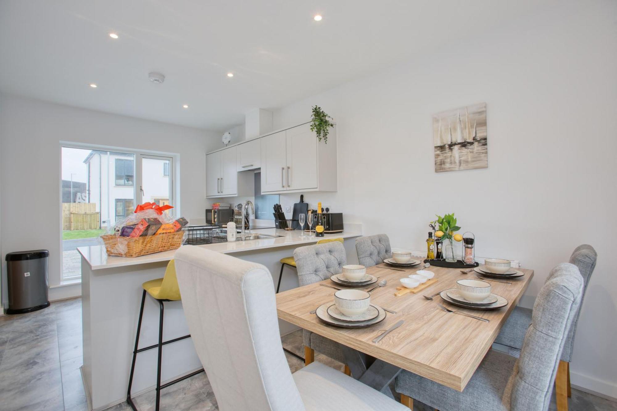 St Ives Bay - Immaculate Brand New 3Bed - Free Parking - Beach - Wifi Hayle Exterior photo